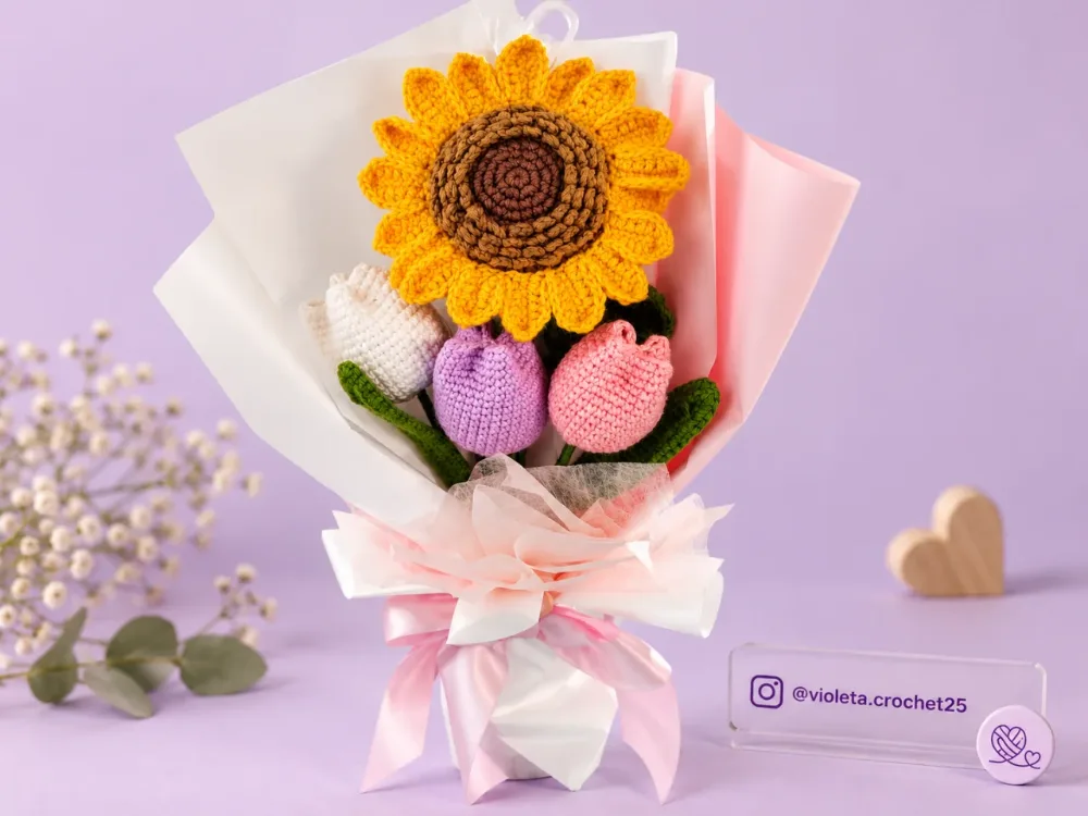 Ramo Mary tejido a mano por Violeta Crochet
