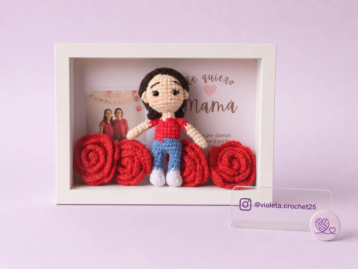 Retrato Amigurumi tejido a mano por Violeta Crochet