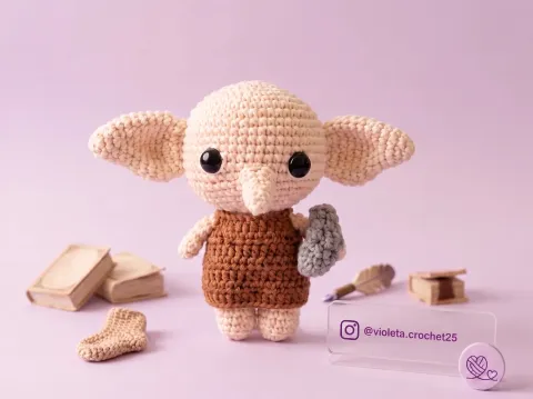 Dobby tejido a mano por Violeta Crochet